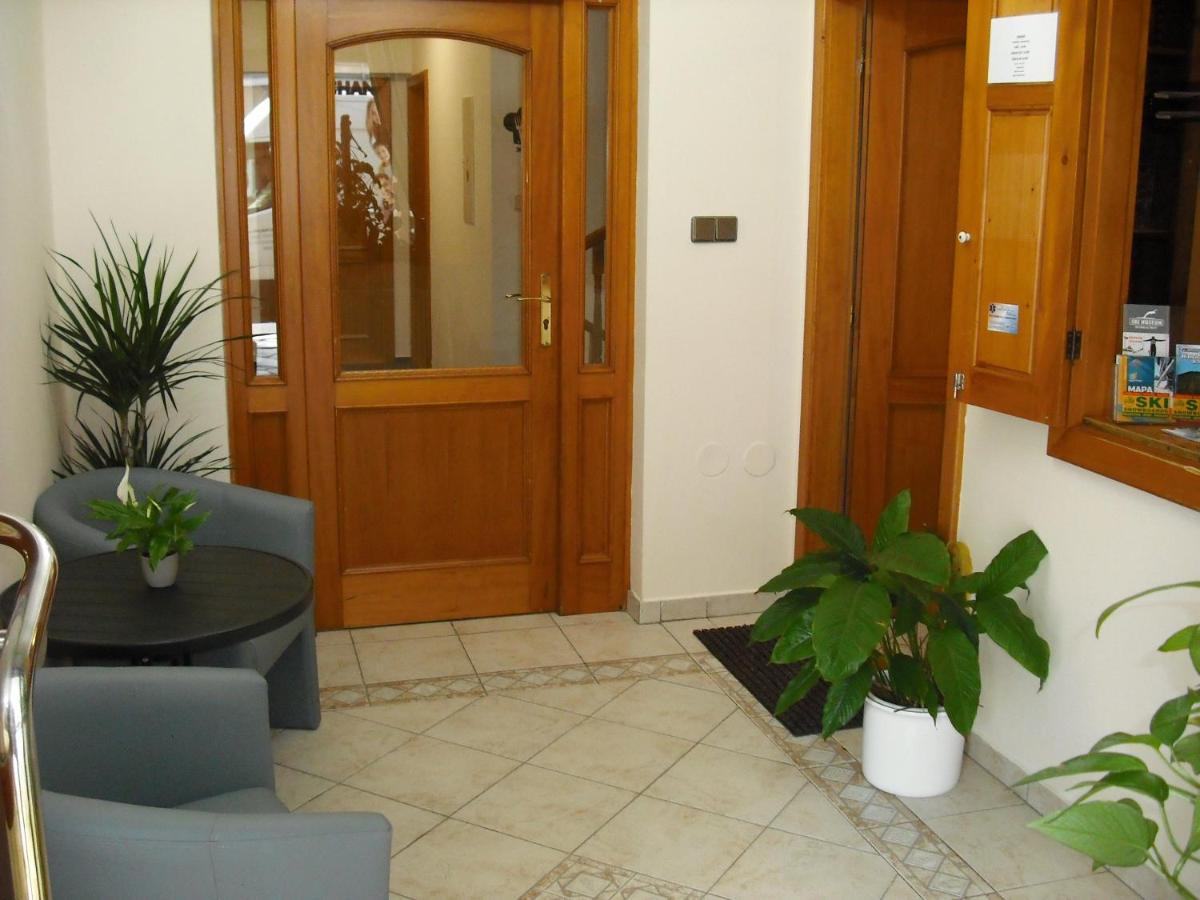 Sport hotel POMI Harrachov Exterior foto